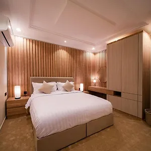 فاخرة مقابل البوليفارد , Riyadh Saudi Arabia